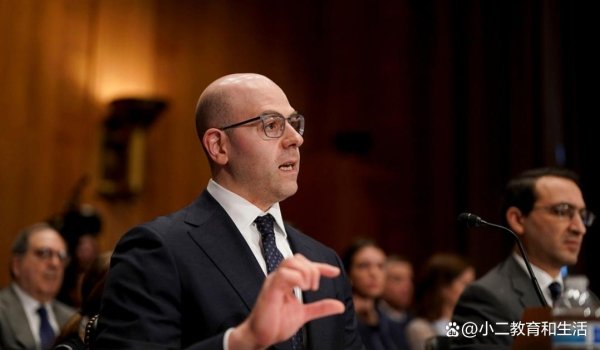正规炒股配资官网 霸权逻辑与利益博弈：美国关税政策的幕后推手